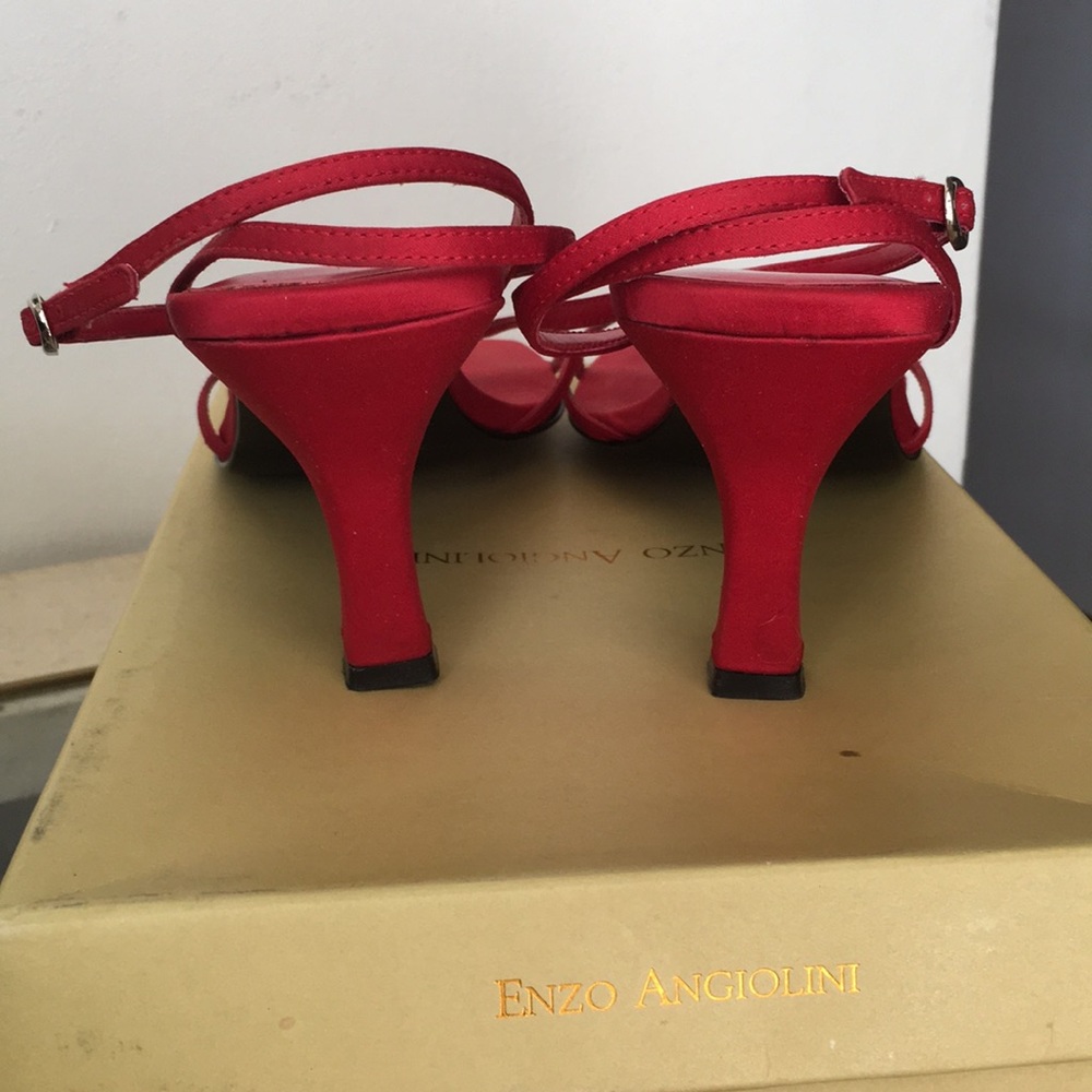 Sandals - Picture 4 of 6